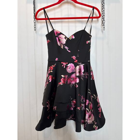 B Darlin Juniors Strapless Floral Dress Black Ruffle Mini Sweetheart Neck Sz 5/6 - Picture 2 of 7